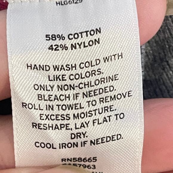 Halogen Sweater Womens Medium Gray Hot Pink Long Sleeve Pullover Jumper Top - Picture 5 of 6